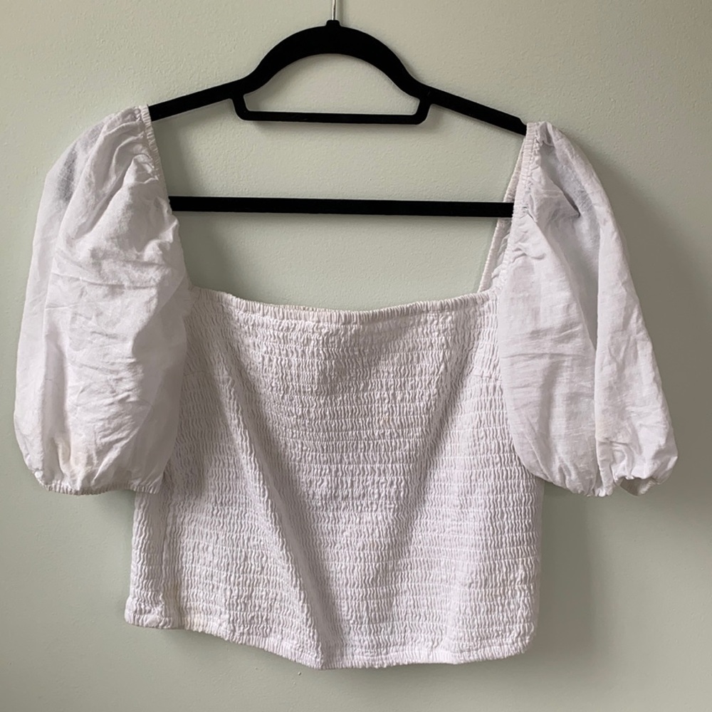 Abercrombie & Fitch White Puff Sleeve Smocked Top